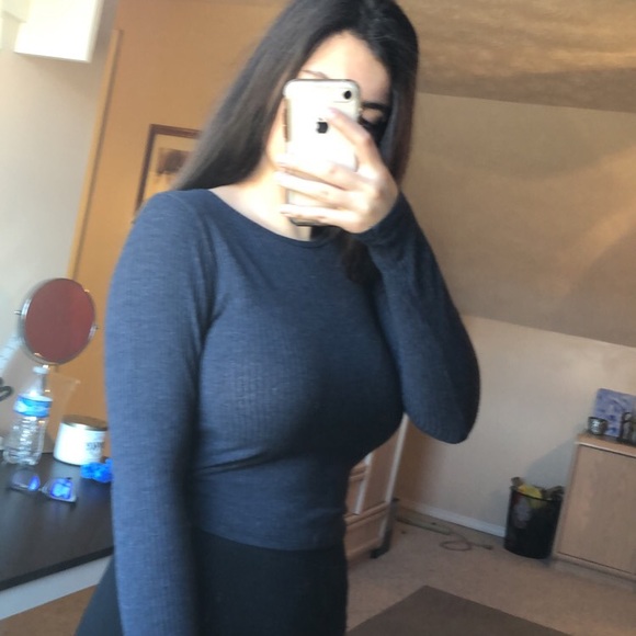 Hollister top bundle - Picture 1 of 6